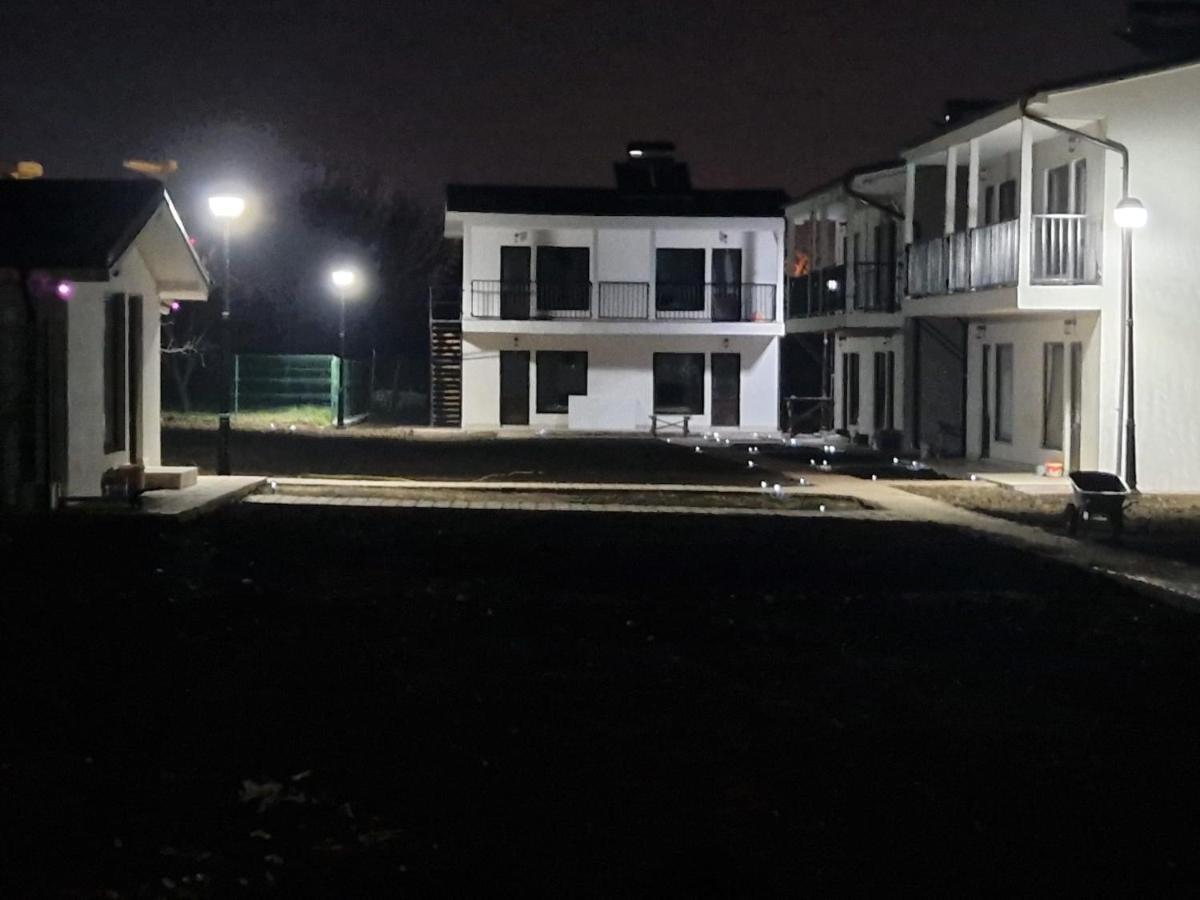 Hotel Complex Turistic N&S Două Mai Exterior foto